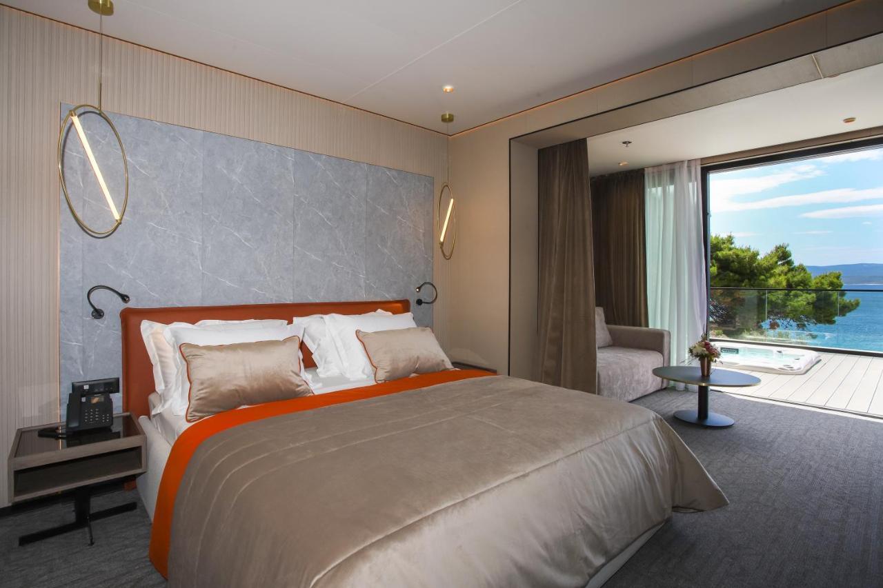 Hotel Medistone Оміш Екстер'єр фото