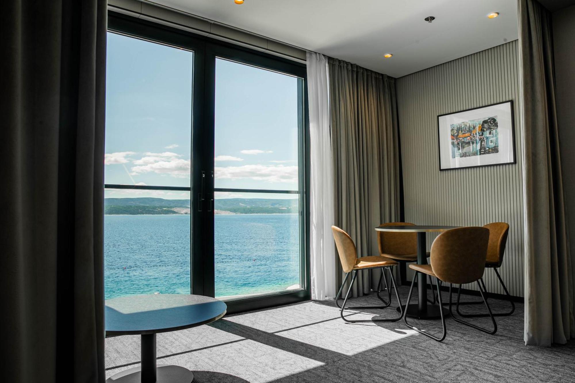 Hotel Medistone Оміш Екстер'єр фото